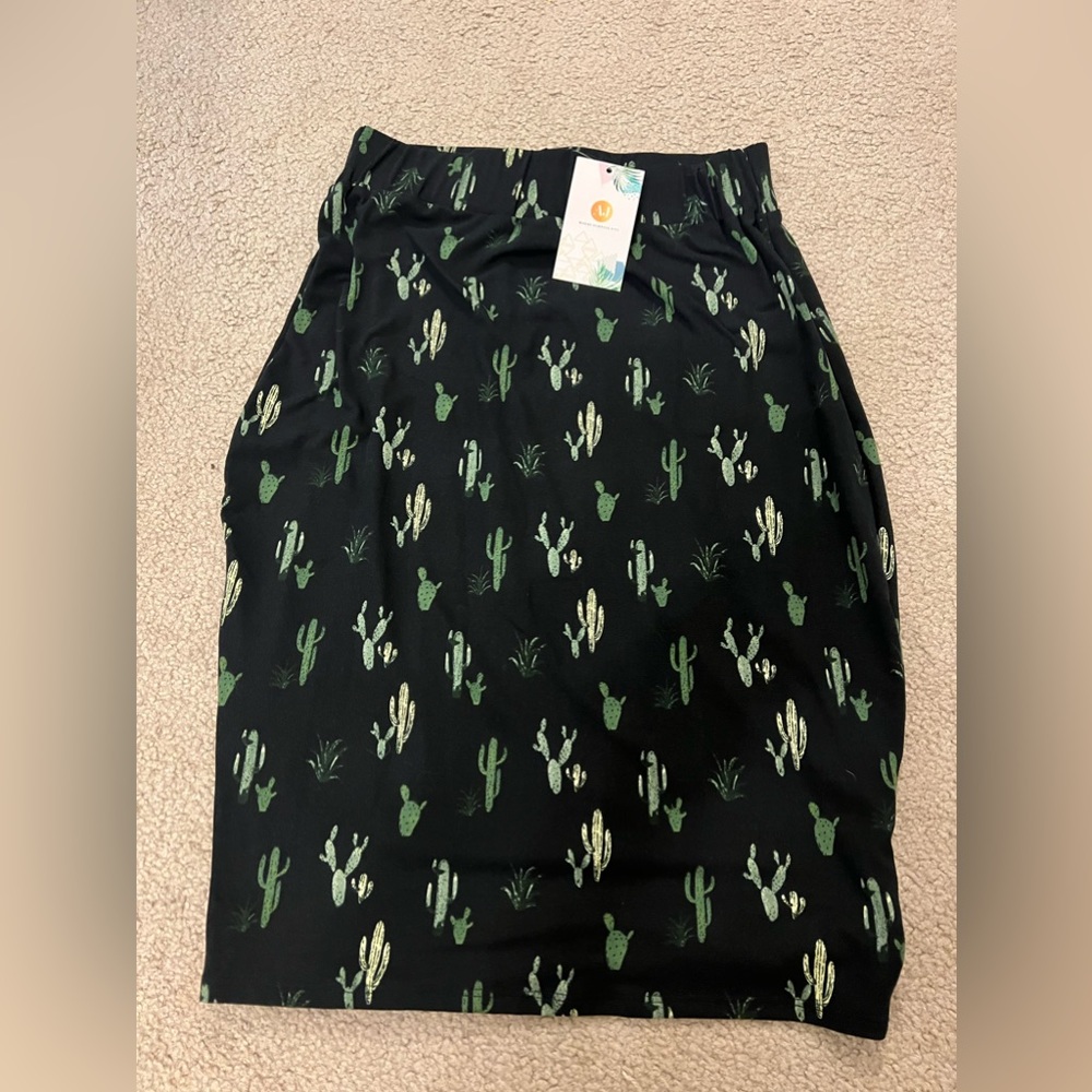 Amelia James pencil skirt, Medium, new with tags
